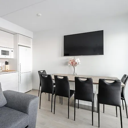 Apartmán Spacious 1br Apt. Next To Naesijaervi | Sauna & Free Parking Tampere